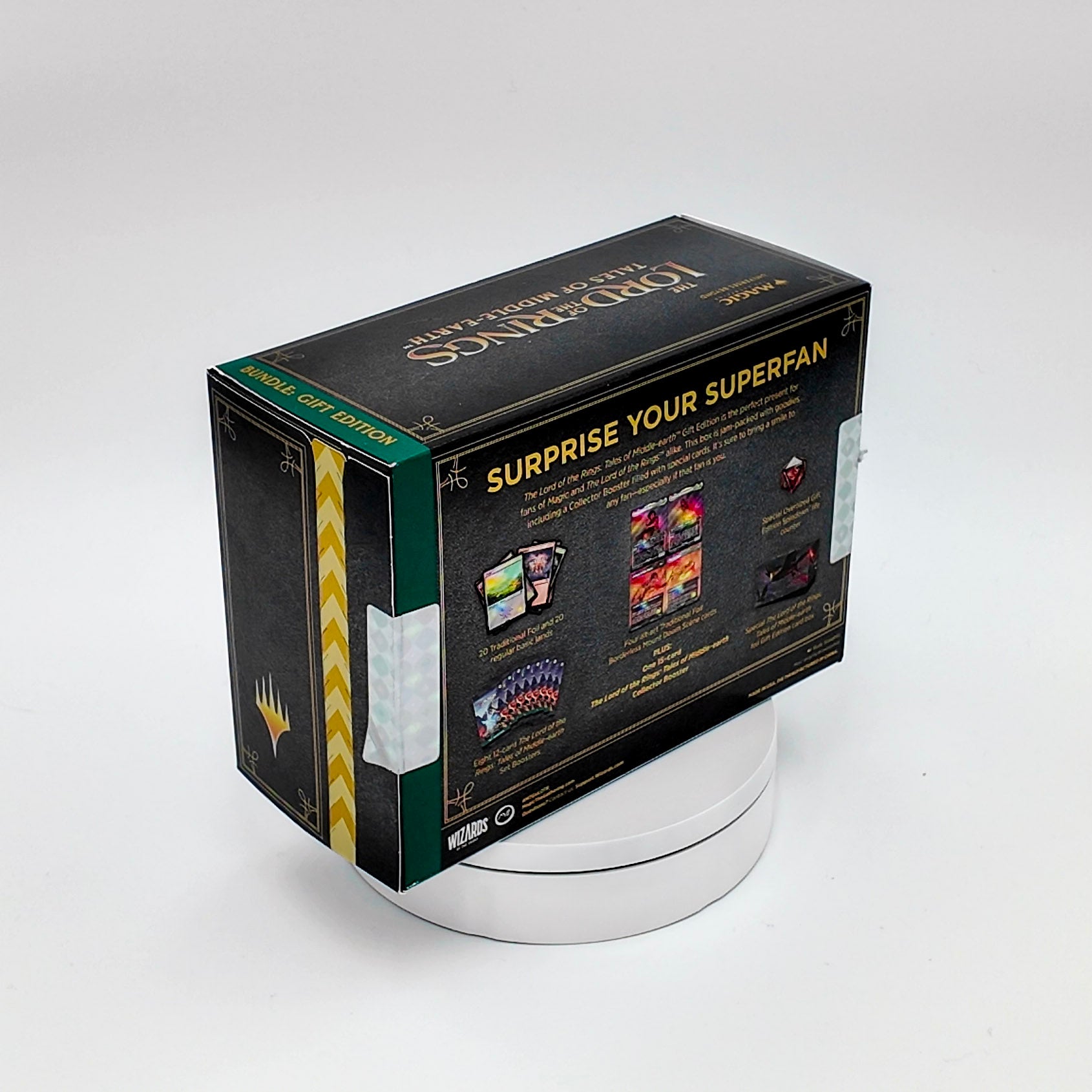 Magic The Gathering: LOTR Tales of Middle‑Earth Gift Bundle