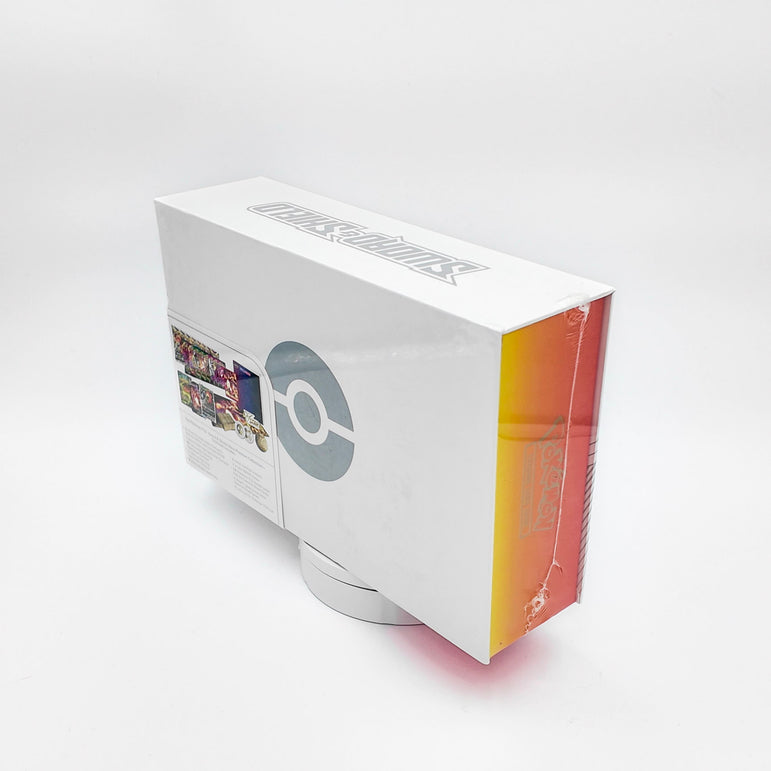 Pokémon: Charizard Ultra Premium Collection